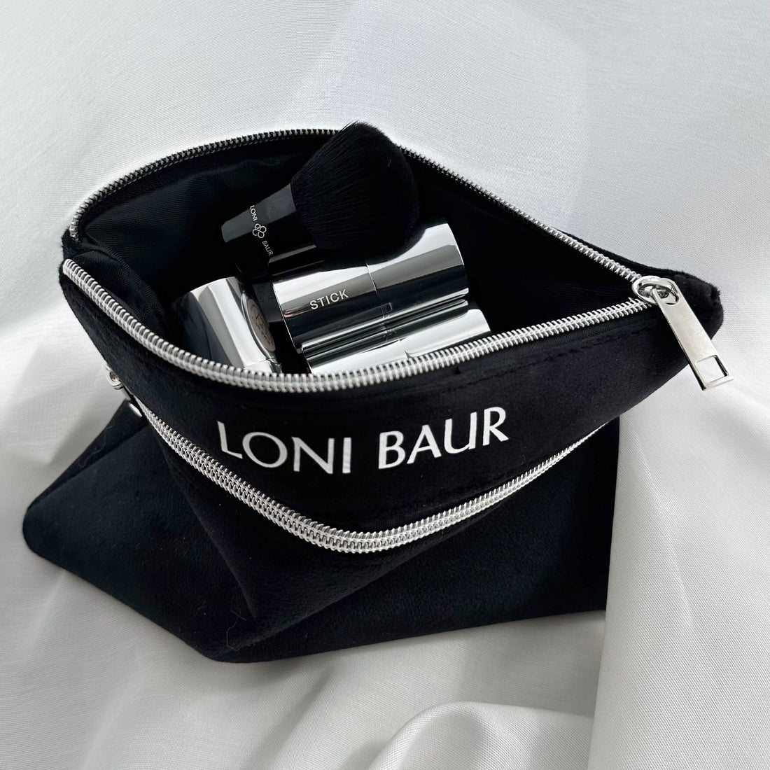 MAKE-UP BAG