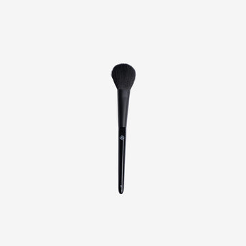 No. 7 FULL COVERAGE FACE BRUSH