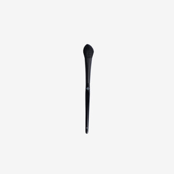 No 5. HIGHLIGHTER BRUSH