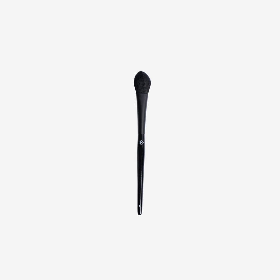 No 5. HIGHLIGHTER BRUSH